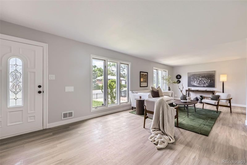 10712 Larson Dr, Northglenn, CO 80233