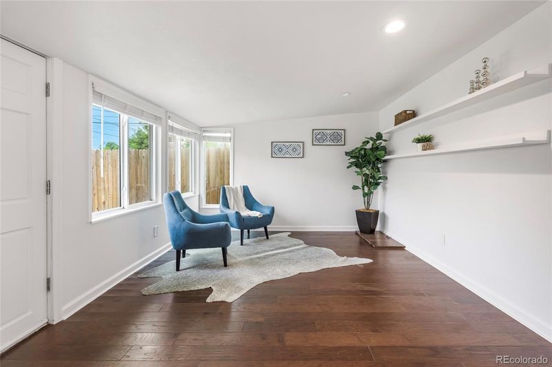 404 S Jasmine St, Denver, CO 80224