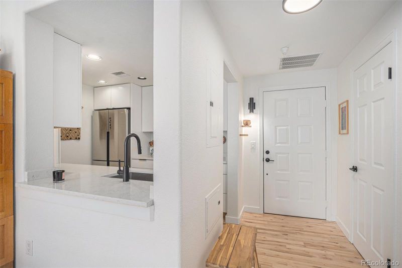 180 Cook St #406, Denver, CO 80206