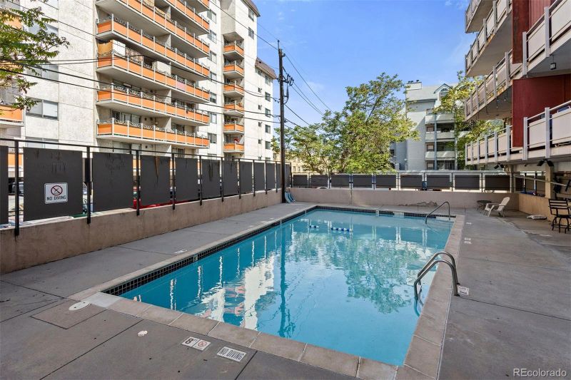 1121 Albion St #210, Denver, CO 80220