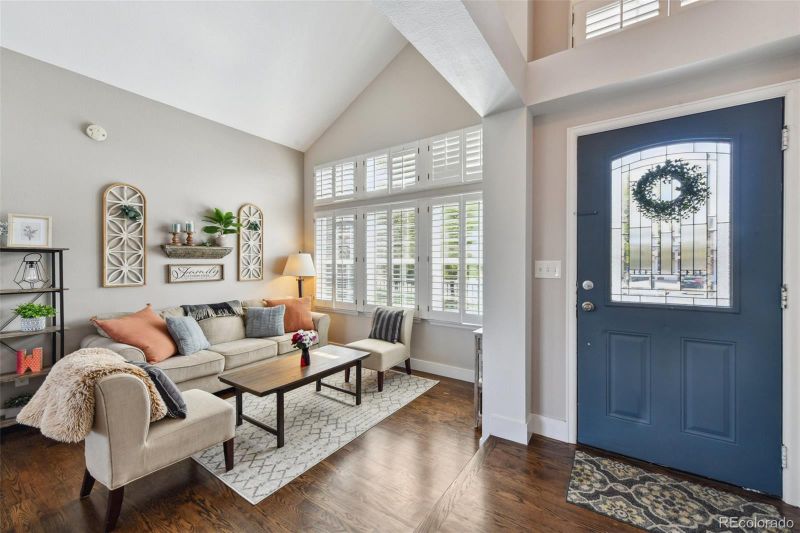 19131 E Garden Pl, Centennial, CO 80015
