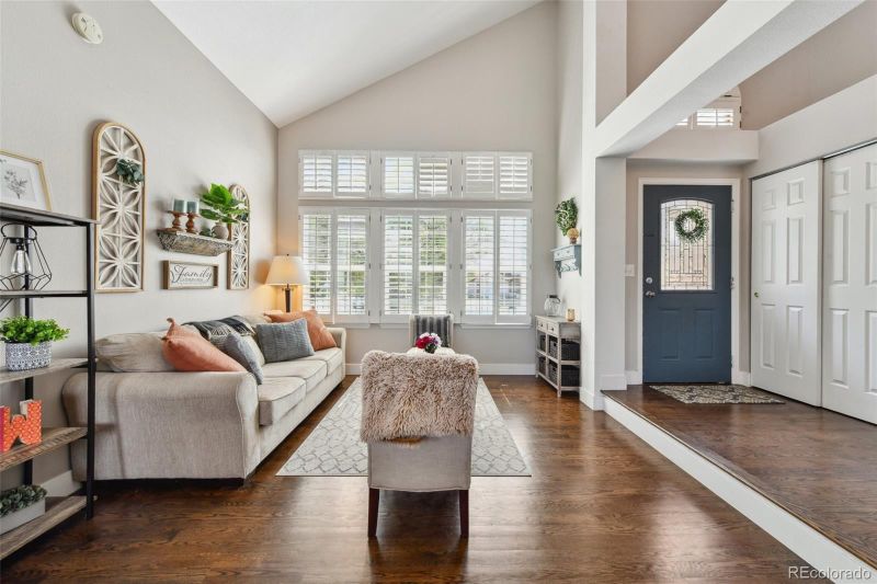 19131 E Garden Pl, Centennial, CO 80015