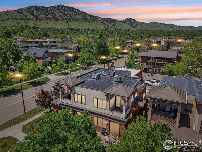 1203 High St, Boulder, CO 80304