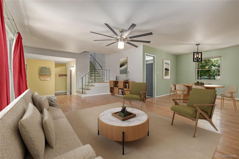 305 Titan St, Aurora, CO 80011