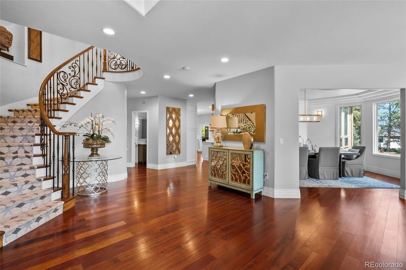 7050 S Polo Ridge Dr, Littleton, CO 80128