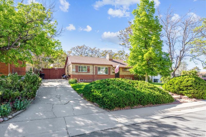 9301 Ciancio St, Thornton, CO 80229
