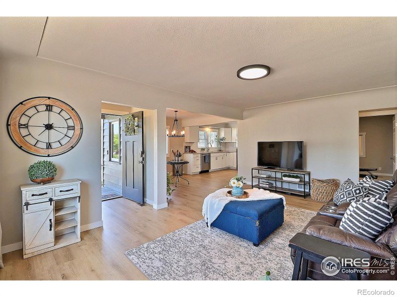 2317 W 8th St, Greeley, CO 80634