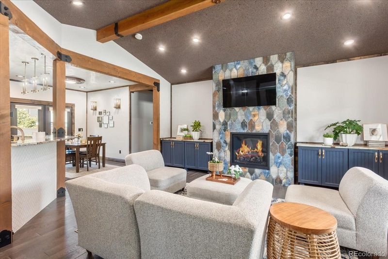 1124 E Poncha Ave, Poncha Springs, CO 81242
