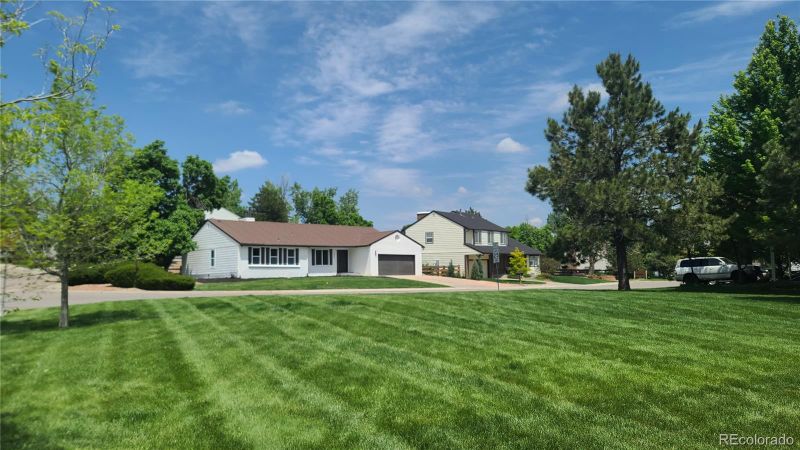 10297 W Crestone Mountain, Littleton, CO 80127