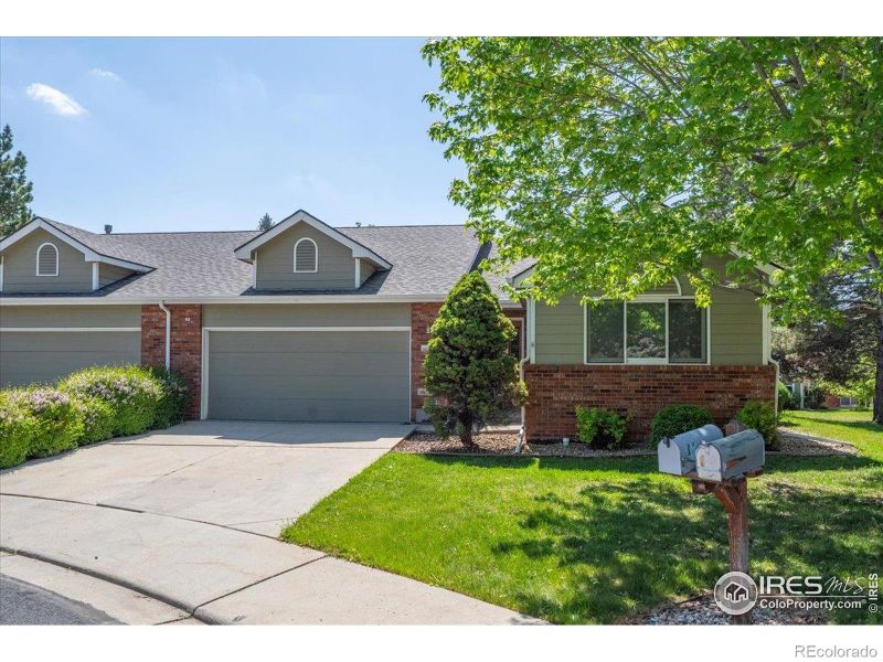 1528 16th Pl, Longmont, CO 80501
