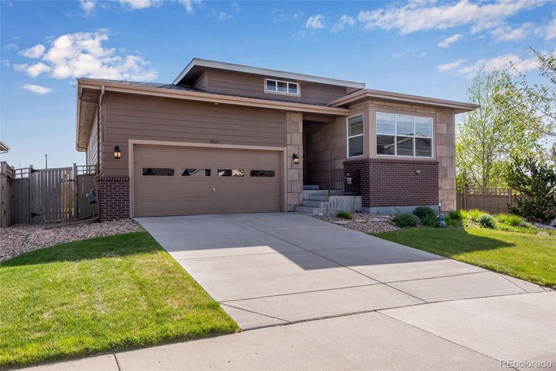 4000 Donnington Cir, Castle Rock, CO 80104