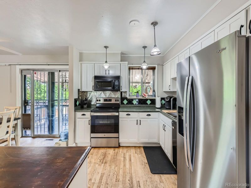 6160 Taft Ct, Arvada, CO 80004