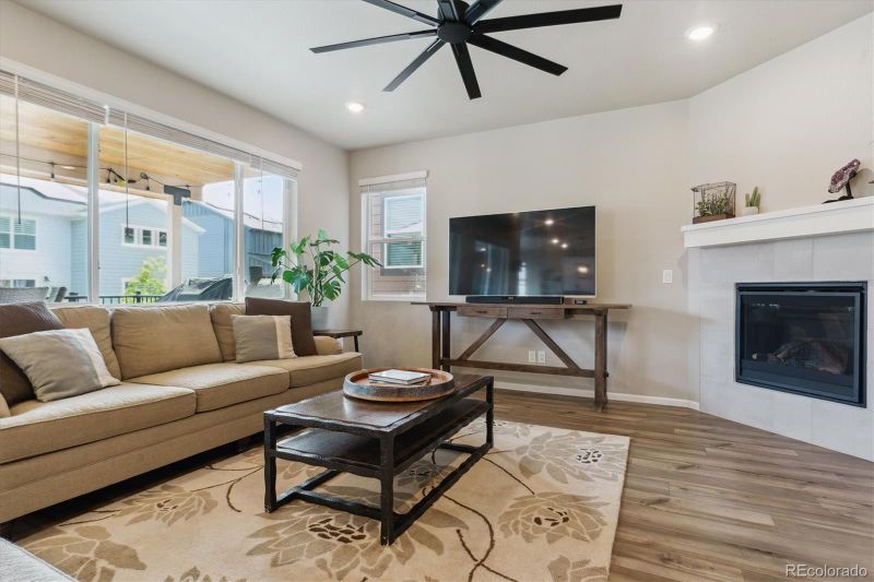 9807 Rosalee Peak St, Littleton, CO 80125