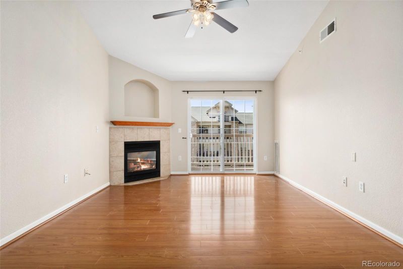 7440 S Blackhawk St #7-303, Englewood, CO 80112