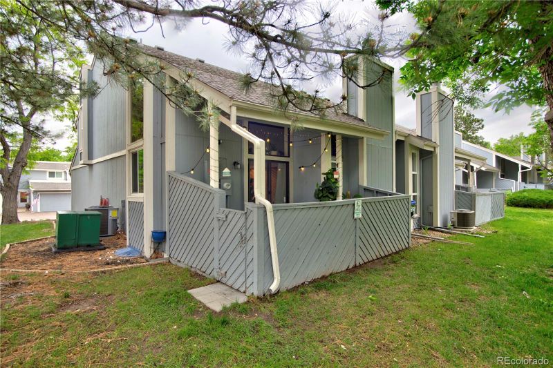 2773 S Lansing Way, Aurora, CO 80014