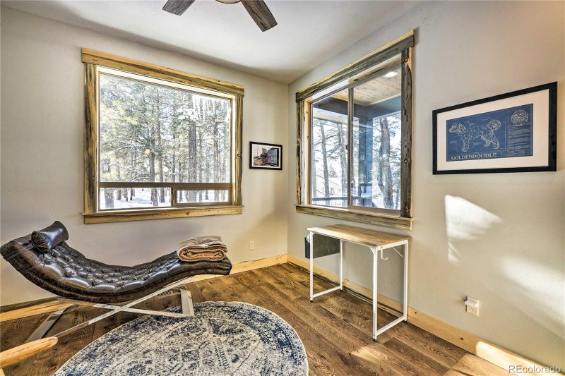377 Lakewood St, Pagosa Springs, CO 81147