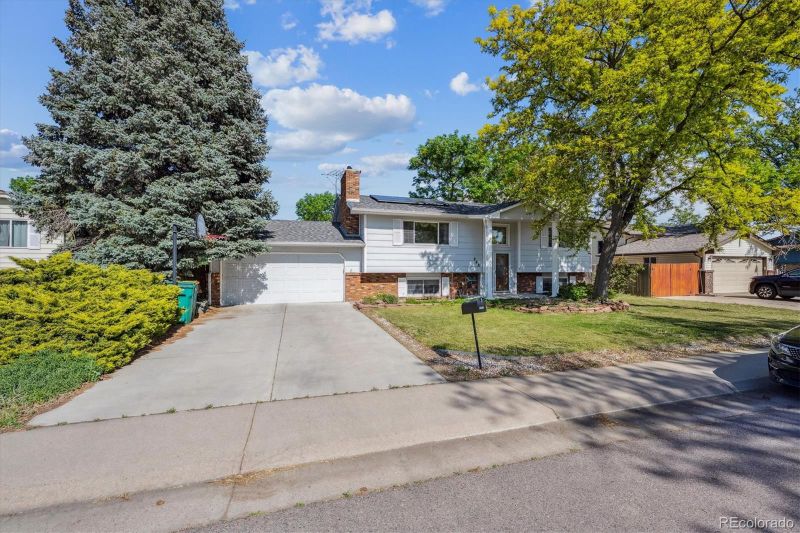 848 S 13th Ave, Brighton, CO 80601