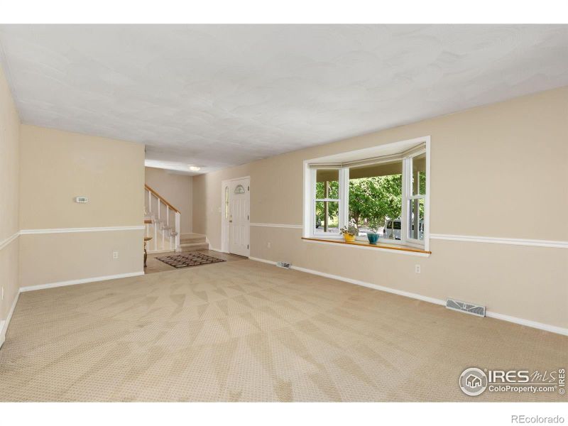 1513 Elmhurst Dr, Longmont, CO 80503
