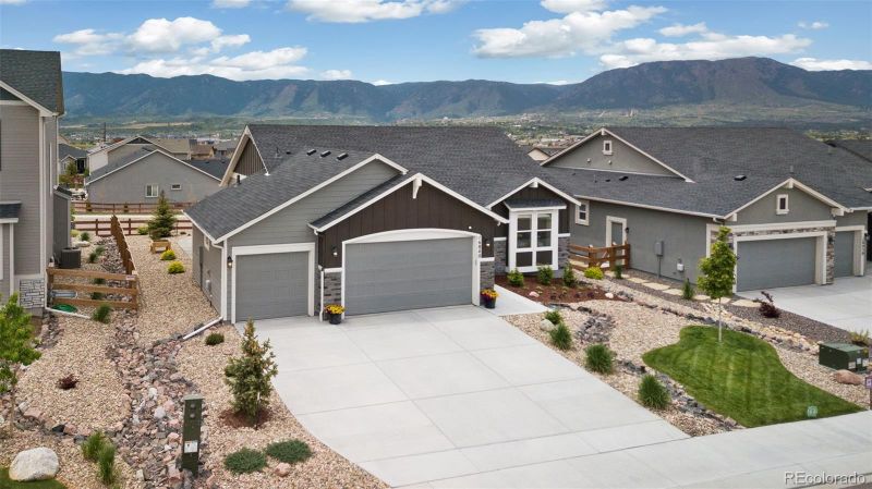 16840 New Autumn Dr, Monument, CO 80132