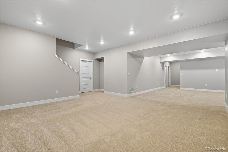 5591 Farrier Point, Castle Rock, CO 80104
