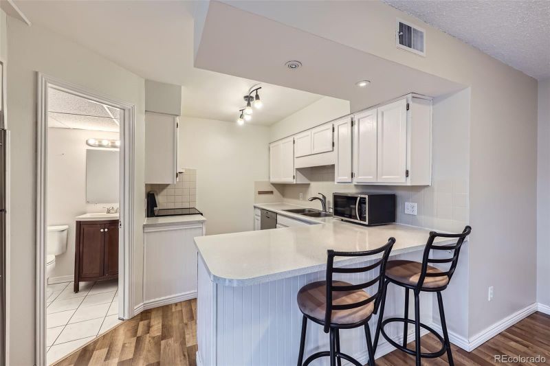 1830 Newland Ct #209, Lakewood, CO 80214