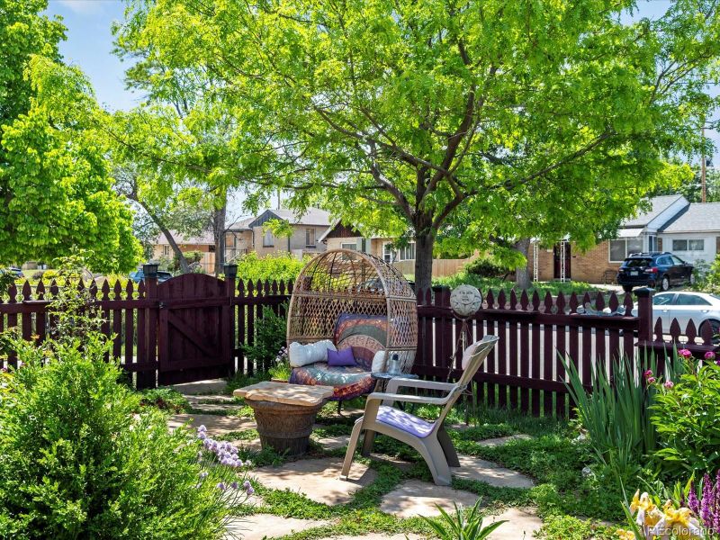3580 Krameria St, Denver, CO 80207