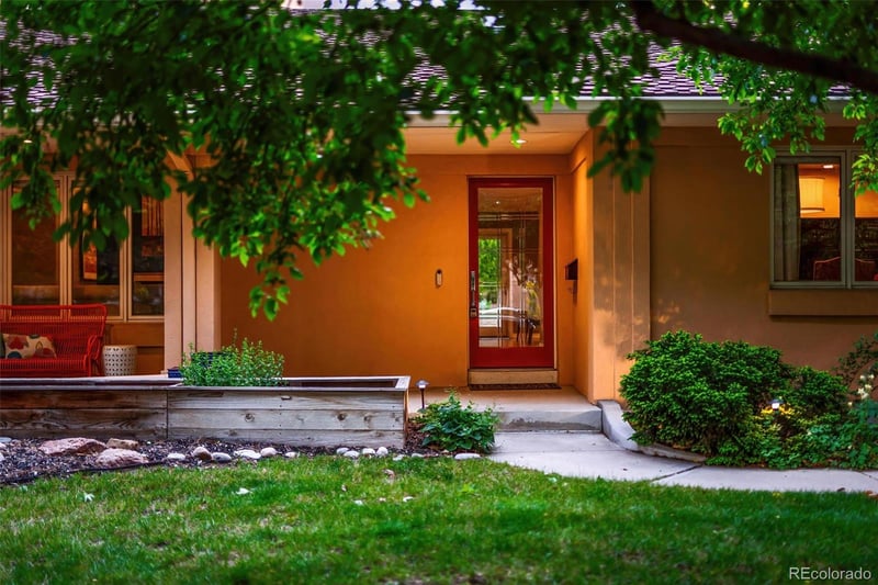 250 S Dahlia St, Denver, CO 80246