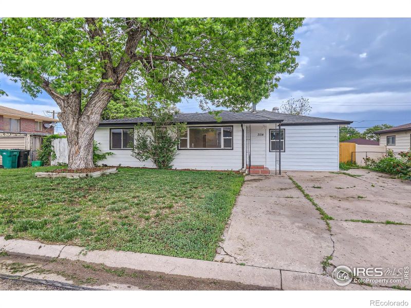 3014 High Dr, Evans, CO 80620