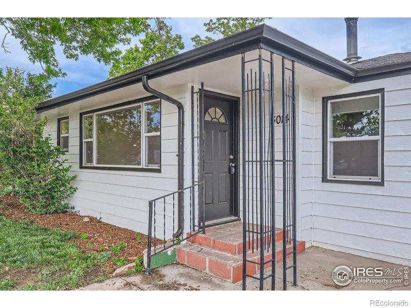 3014 High Dr, Evans, CO 80620