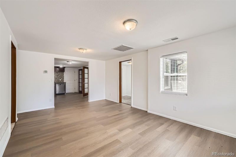 4730 S Huron St, Englewood, CO 80110