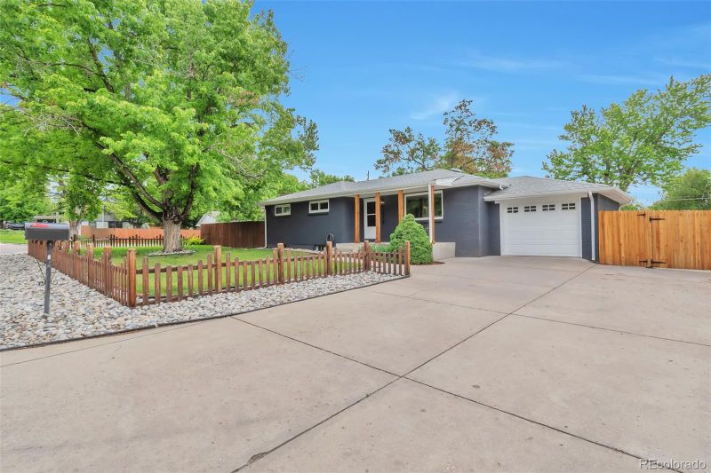 2598 Teller St, Lakewood, CO 80214
