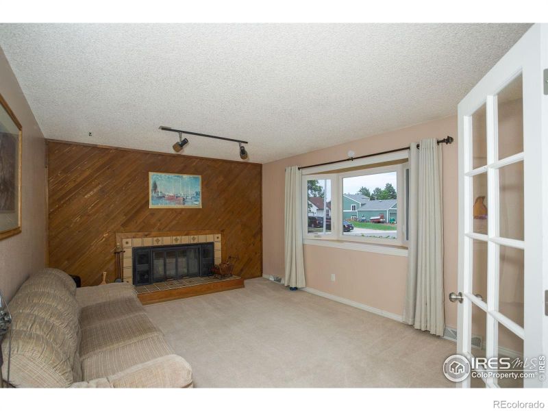 2011 44th Ave, Greeley, CO 80634