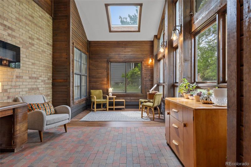 11035 E Berry Ave, Englewood, CO 80111