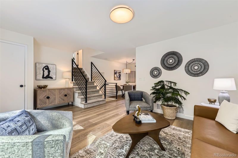 284 S Lincoln Ave, Louisville, CO 80027