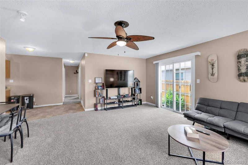 4555 Hollyridge Dr, Colorado Springs, CO 80916