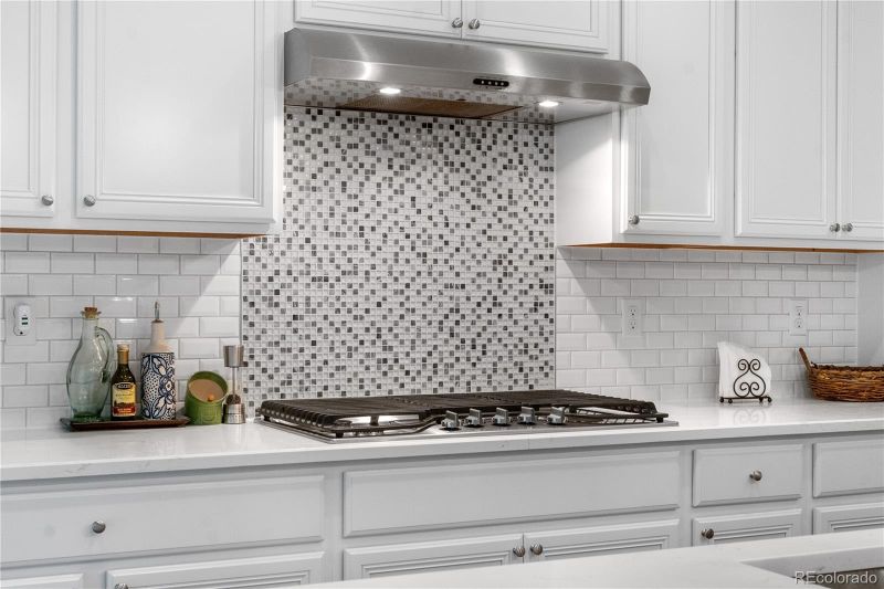 1920 Pioneer Cir, Lafayette, CO 80026
