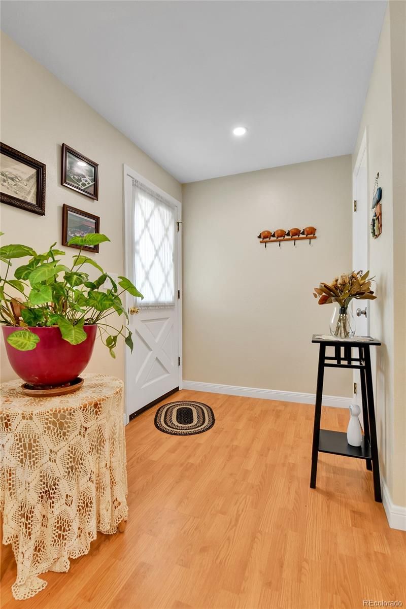 3266 S Wabash Ct, Denver, CO 80231