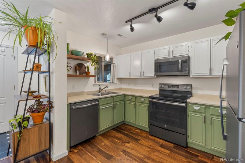 1501 Point Dr #202, Frisco, CO 80443