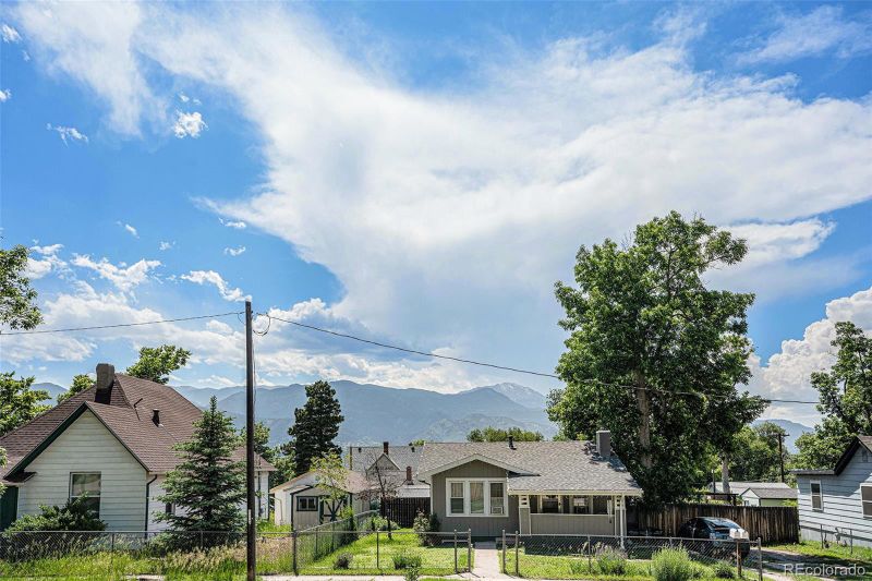 529 S Prospect St, Colorado Springs, CO 80903