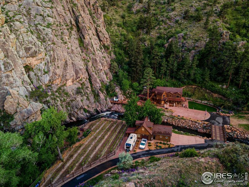 16996 N Saint Vrain Dr, Lyons, CO 80540