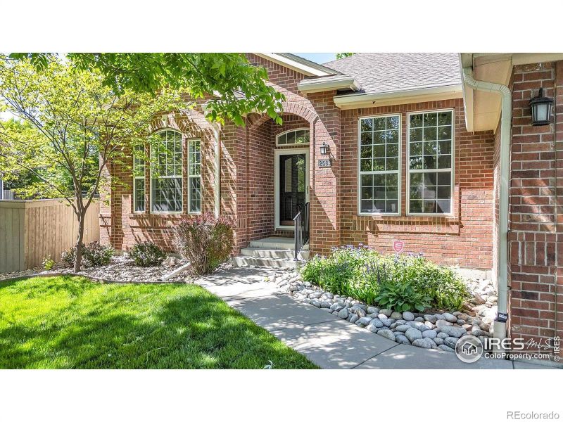 2563 Otter Ct, Lafayette, CO 80026