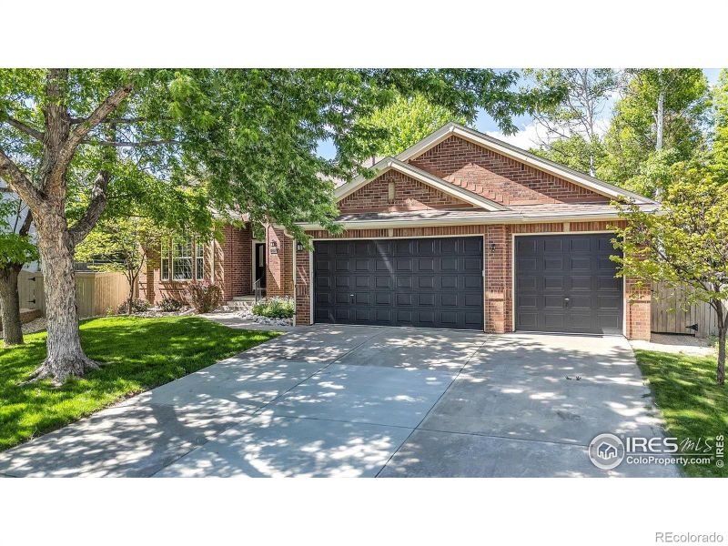 2563 Otter Ct, Lafayette, CO 80026