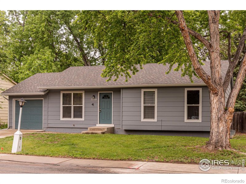 2230 Lincoln St, Longmont, CO 80501