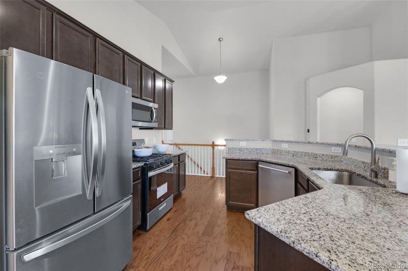 8795 Canary Cir, Colorado Springs, CO 80908