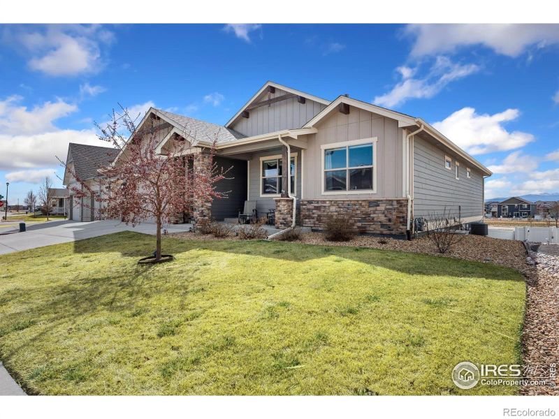 5532 Maidenhead Dr, Windsor, CO 80550