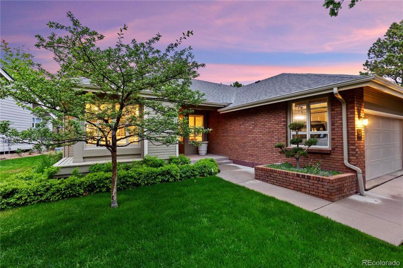 13 Pinyon Pine Rd, Littleton, CO 80127