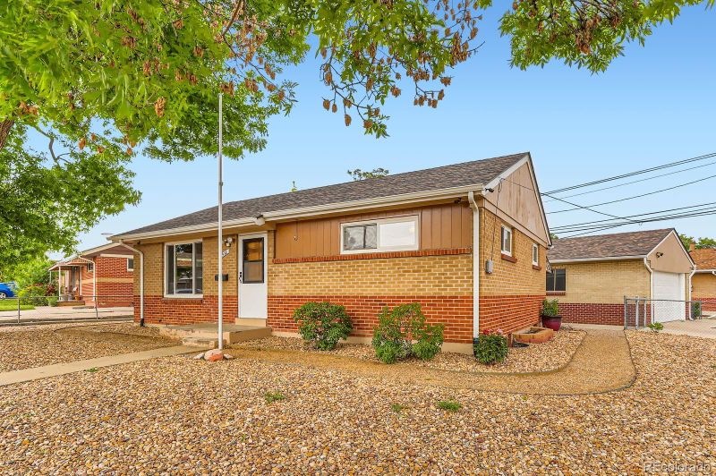 6930 Warren Dr, Denver, CO 80221