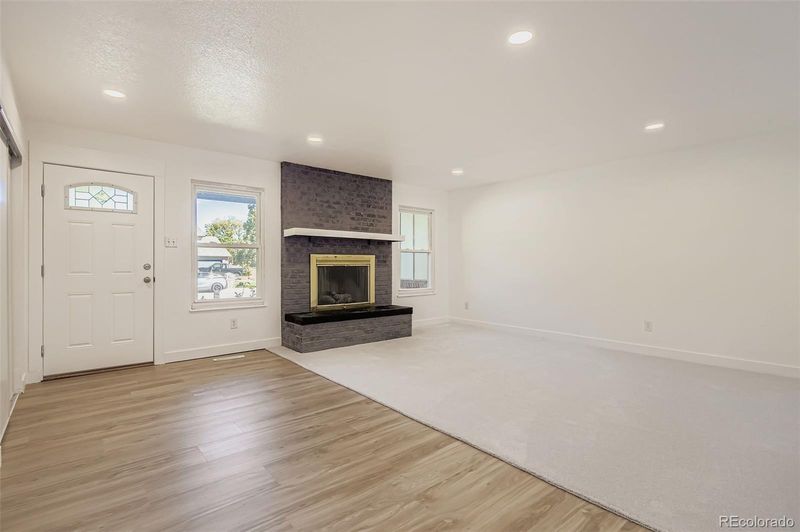 1431 S Chambers Cir, Aurora, CO 80012