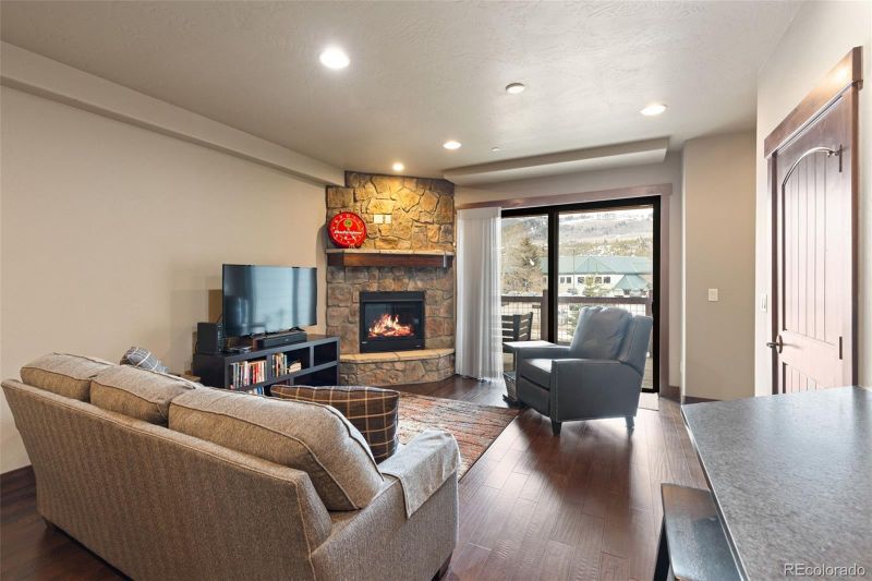 421 Rainbow Dr #23, Silverthorne, CO 80498