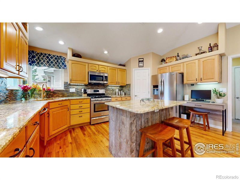 1359 52nd Ave Ct, Greeley, CO 80634